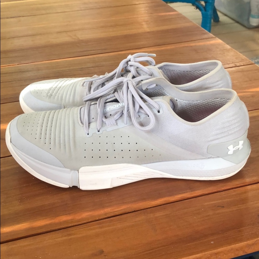 Women’s Size 9 Under Armour Training Shoes